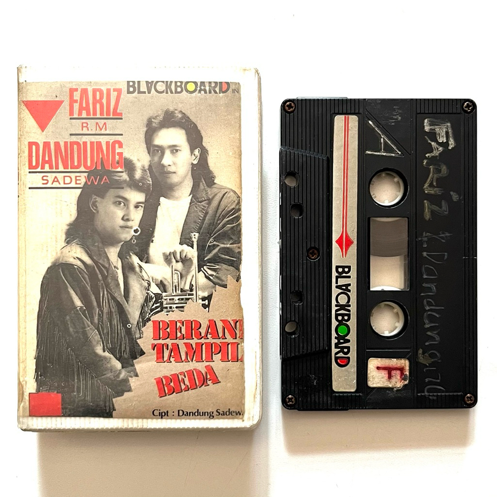 Kaset Pita Fariz RM / Dandung Sadewa - Berani Tampil Beda (BLACKBOARD)