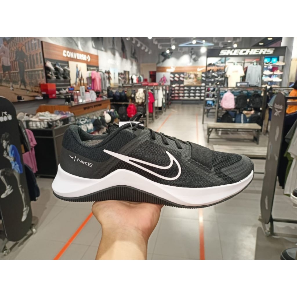 nike MC trainer 2 size 44