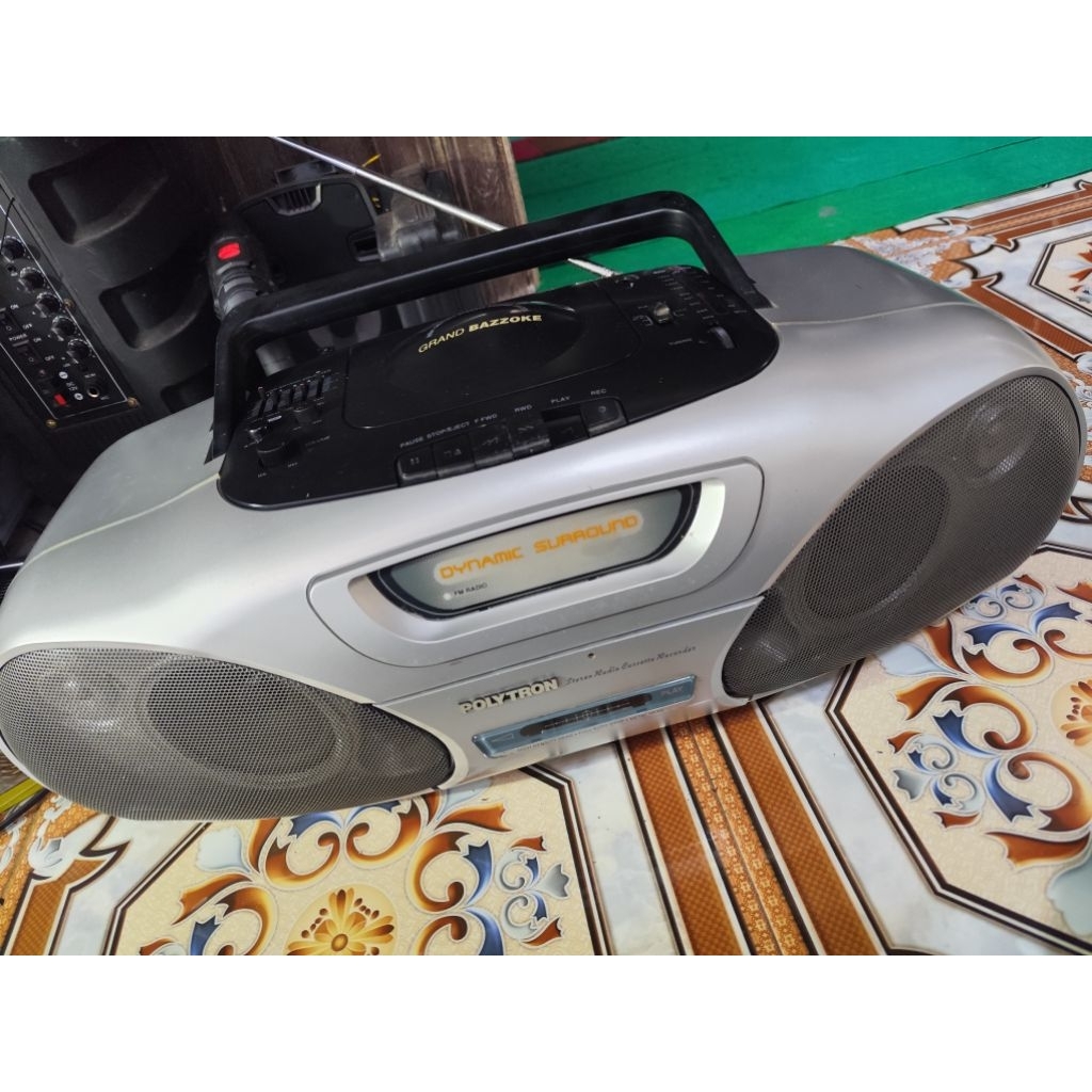 Radio Antik Bazzoke Polytron PSC-722C PSC723, Radio Sangat  peka, Tipe kaset OK suaranya