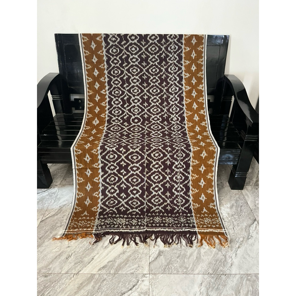Saput bali tenun blanket