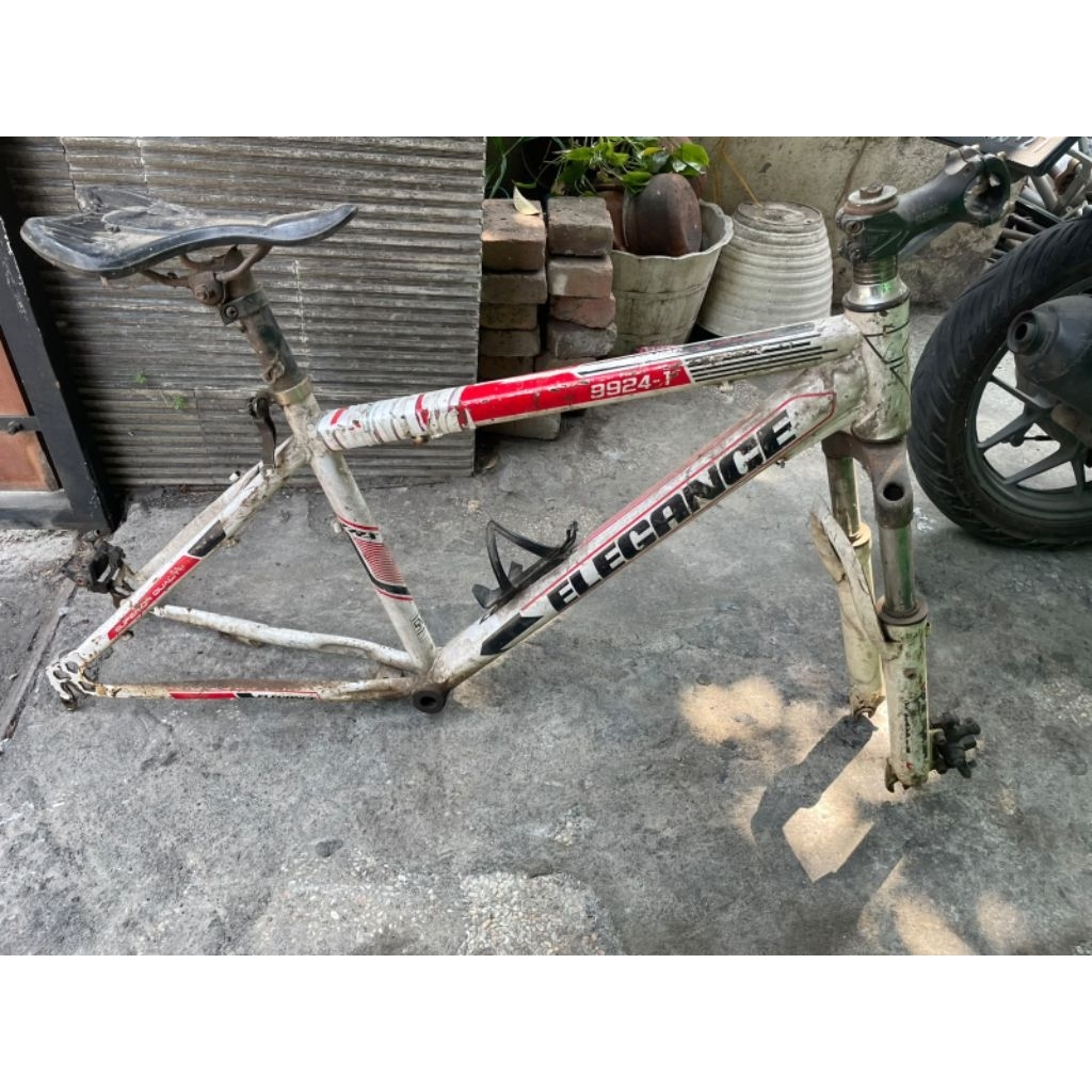 frame MTB 26 elegance tanpa shock depan