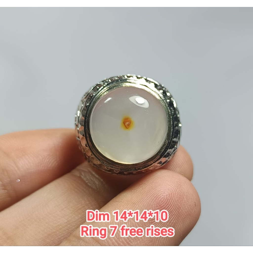 Cincin Yakut Merah Motif Combong Segitiga