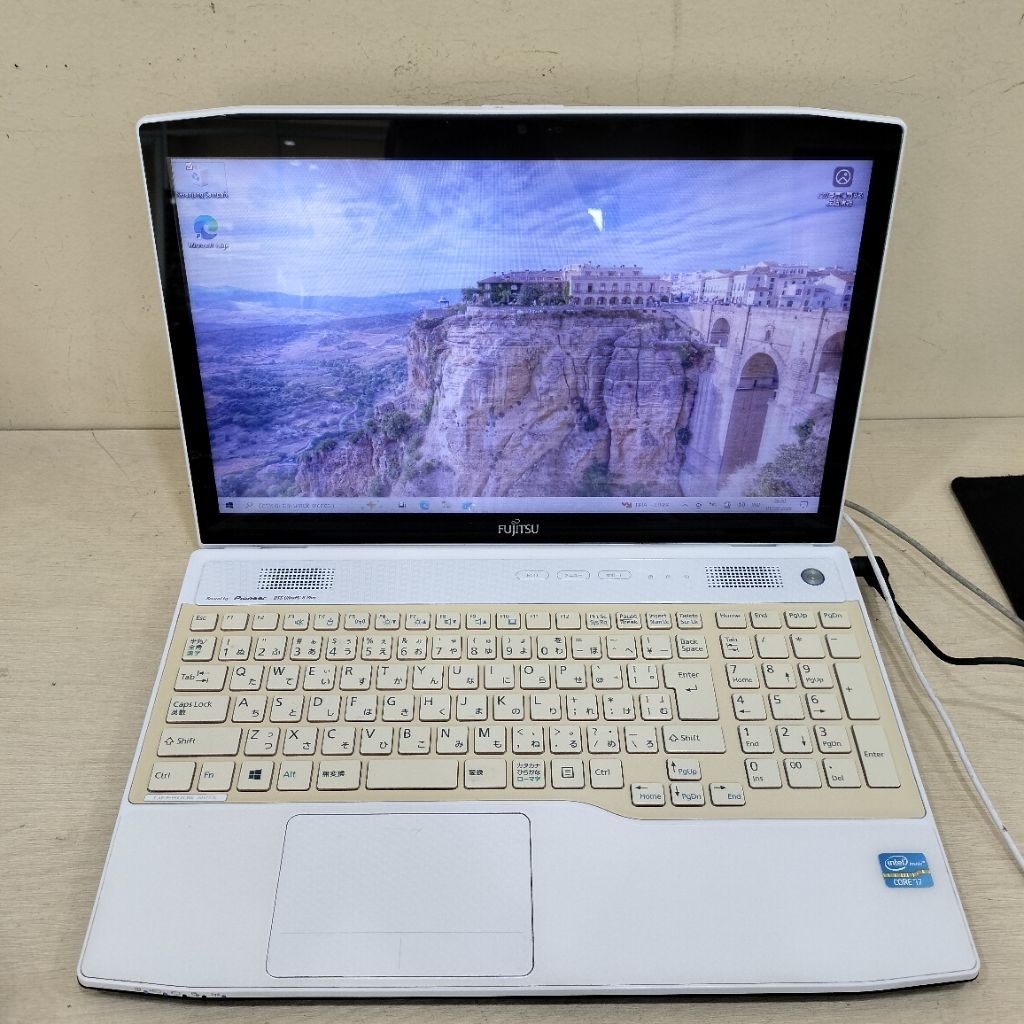 Fujitsu Lifebook AH771K Intel Core i7-3632QM Ram 8/1TB (0013)