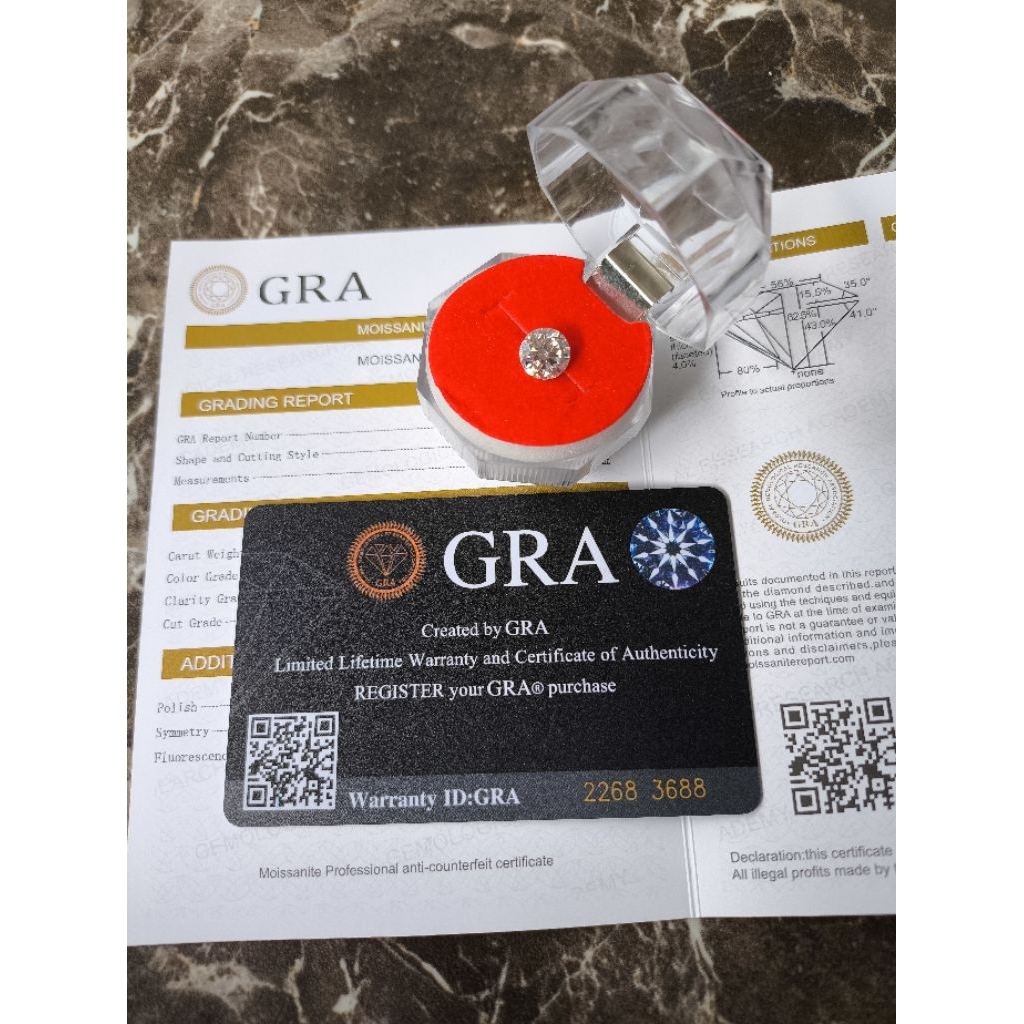 MOISSANITE (GRA) 2 Ct