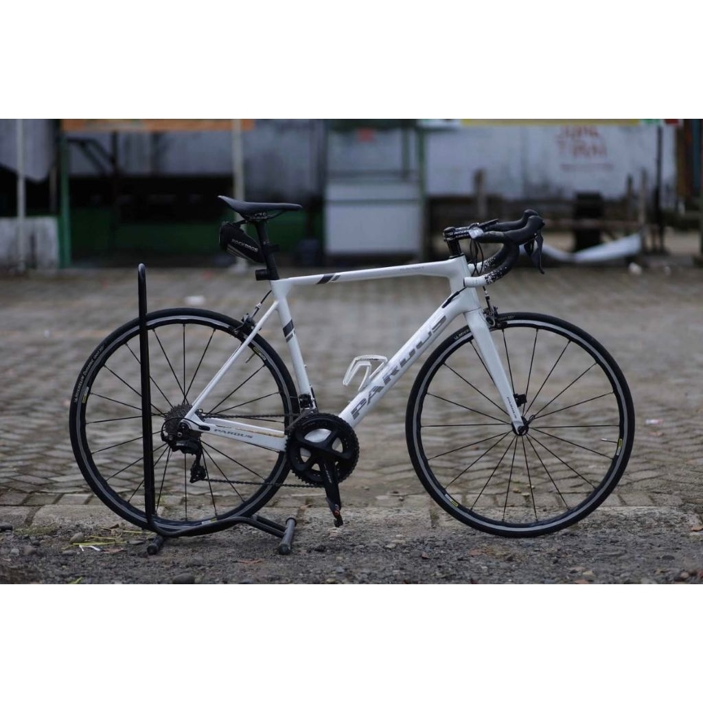 frameset pardus robin sport baca deskripsi
