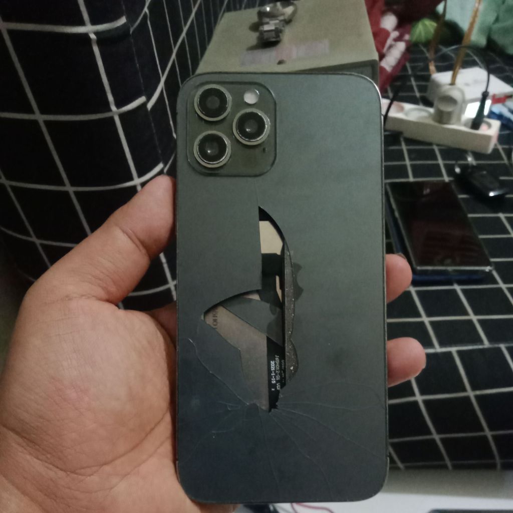 mesin iPhone 13 pro max hdc/kW normal garansi
