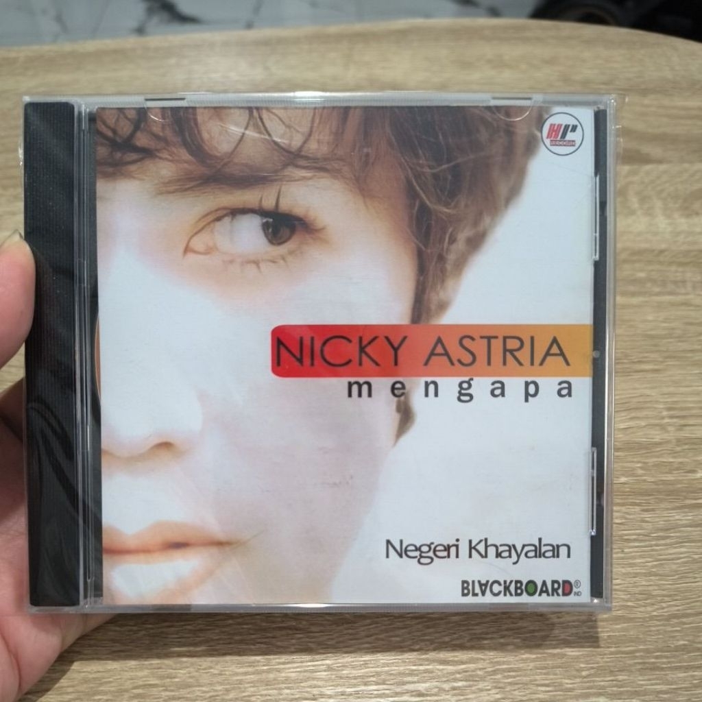 CD Nicky Astria Negeri Khayalan