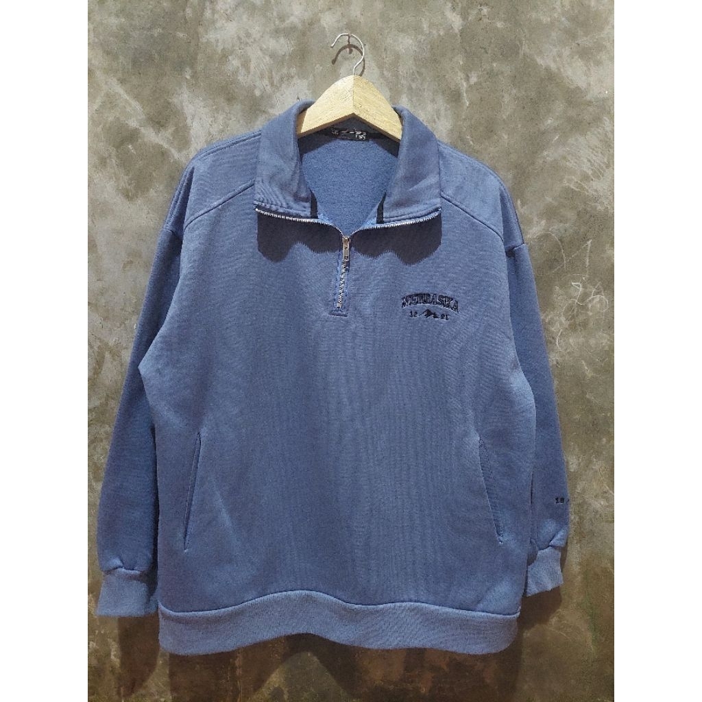 Jaket Crewneck HalfZipper