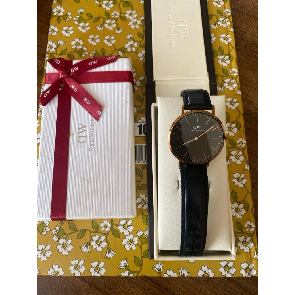 Jam Daniel Wellington preloved