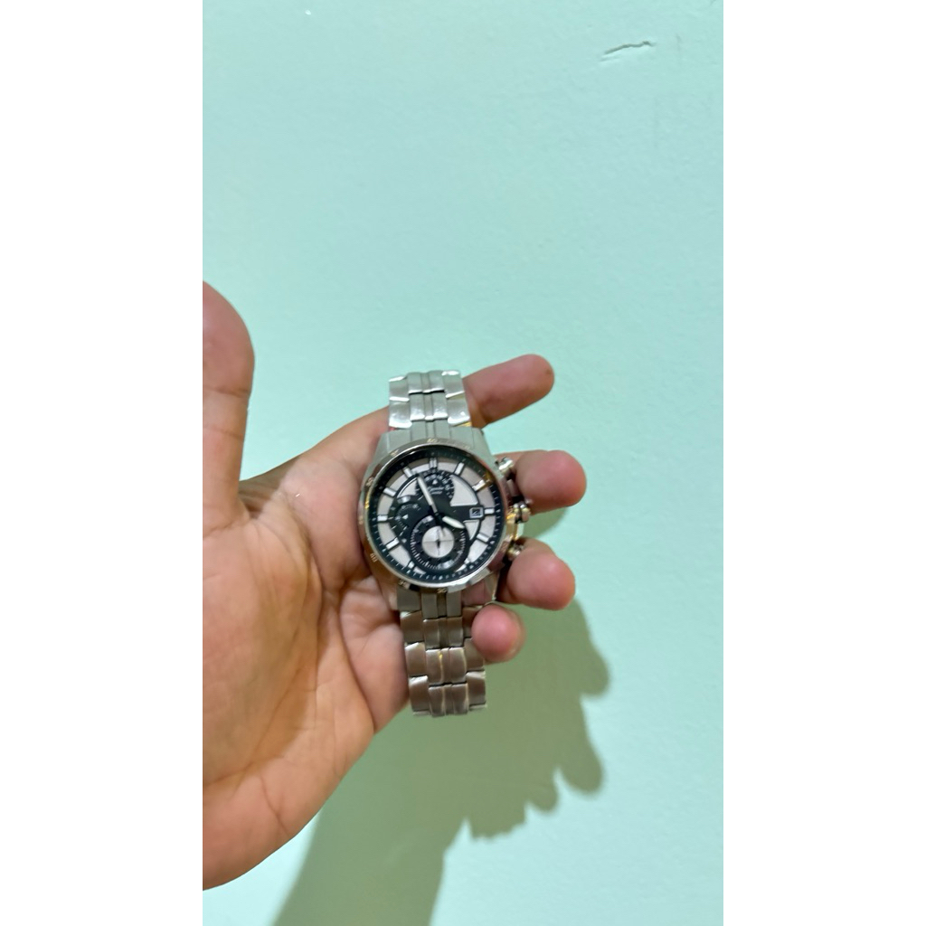 jam alexandre christie seri 6363mc