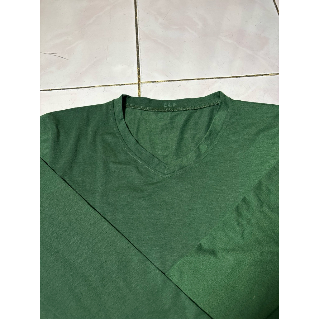 KAOS POLOS WARNA HIJAU BOTOL