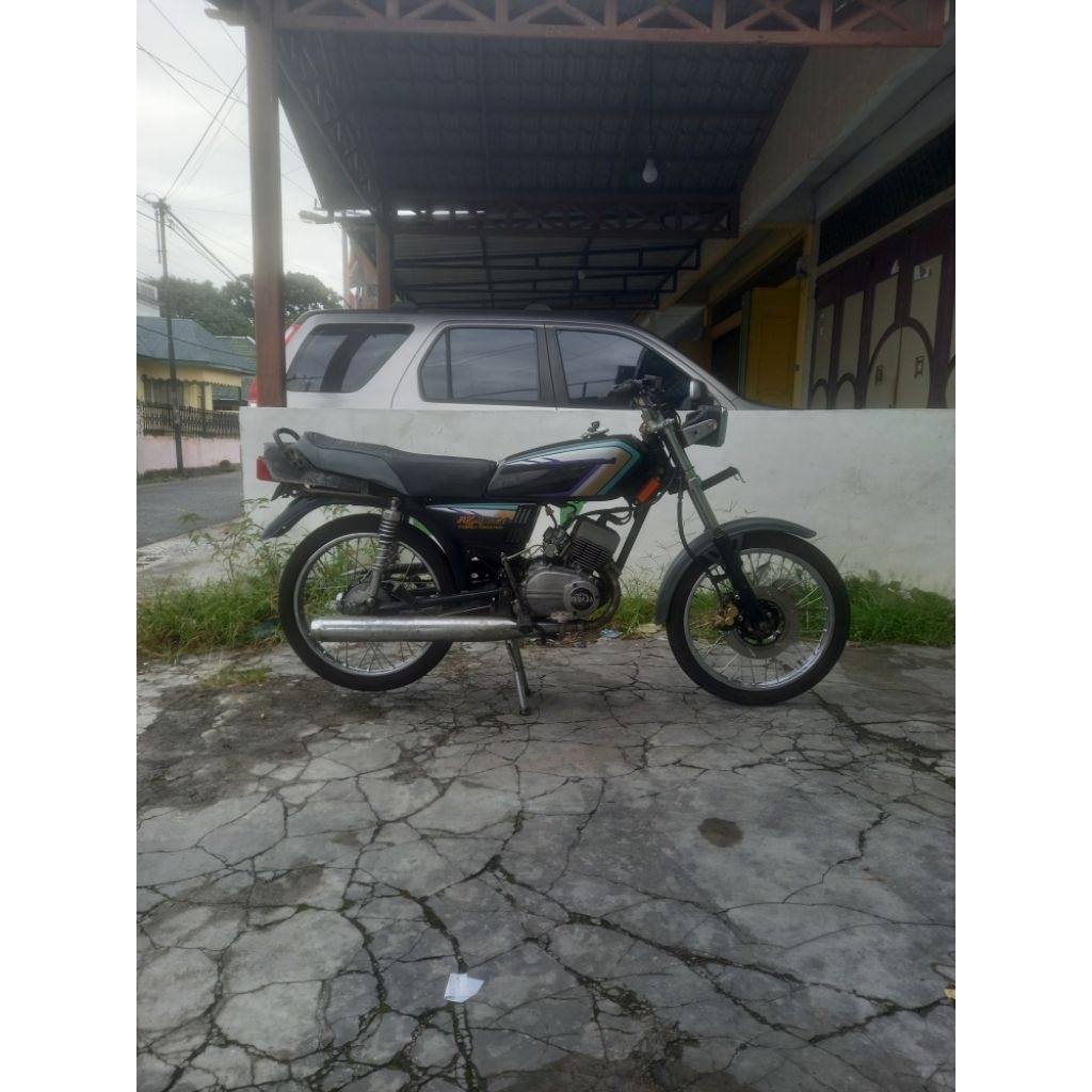 Yamaha RD125 Twin