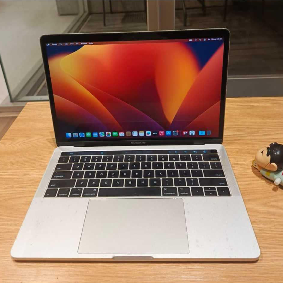Macbook Pro 13” 2017 Corei7 16GB 256GB A1706 Touchbar Mulus