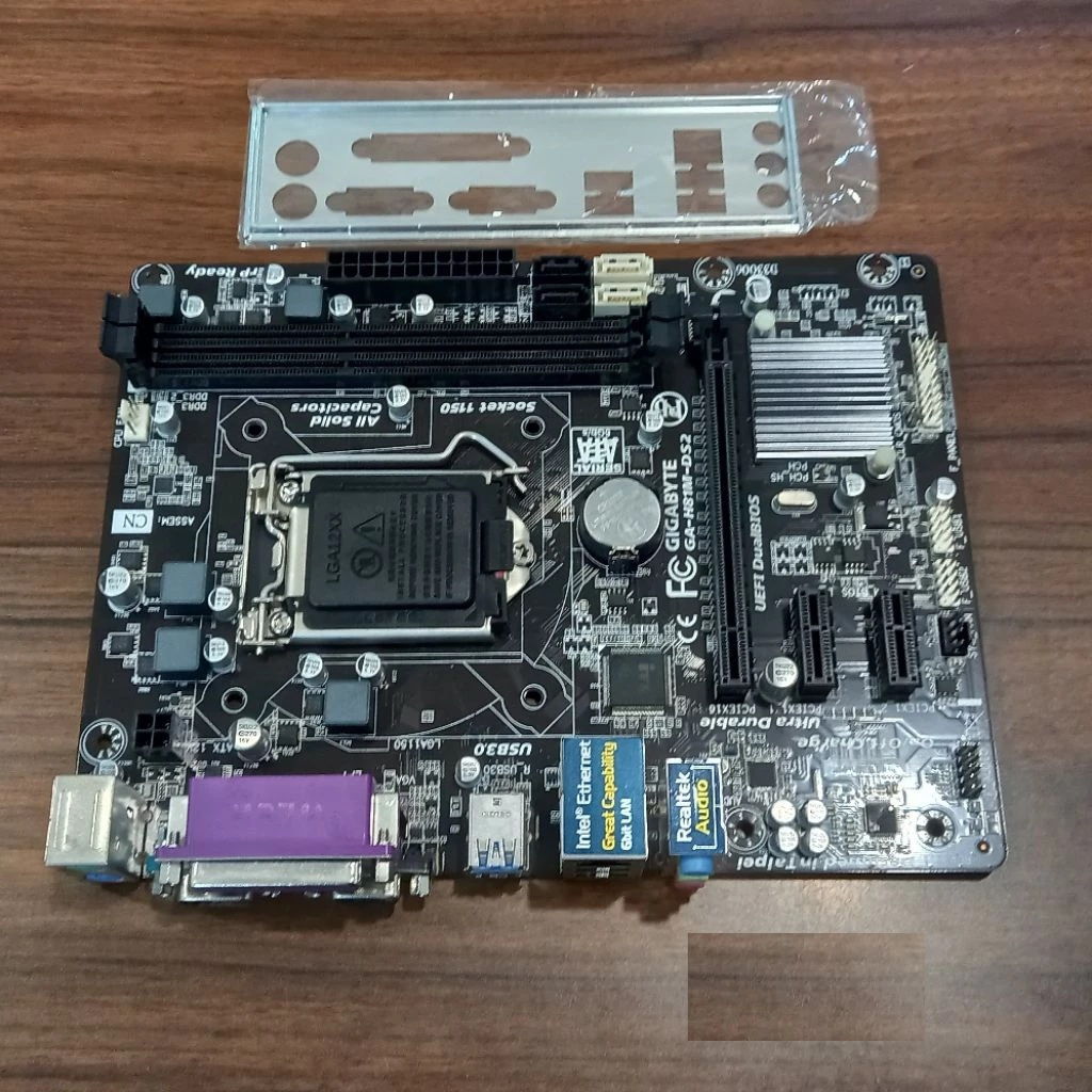 Motherboad Gigabyte GA-H81M-DS2 LGA 1150 Port LPT B85M B85 H81 Kondisi Second Mulus Normal