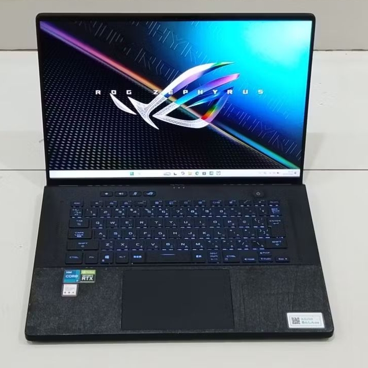 ASUS ROG Zephyrus M16