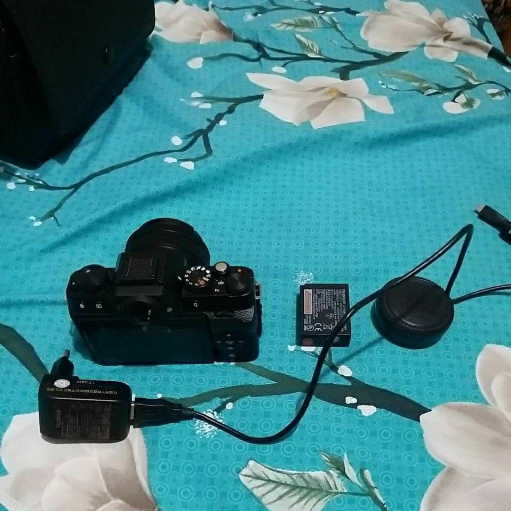 Fujifilm XT100