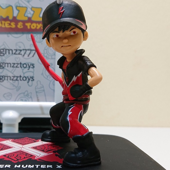 Action Figure Boboiboy Solar Halilintar