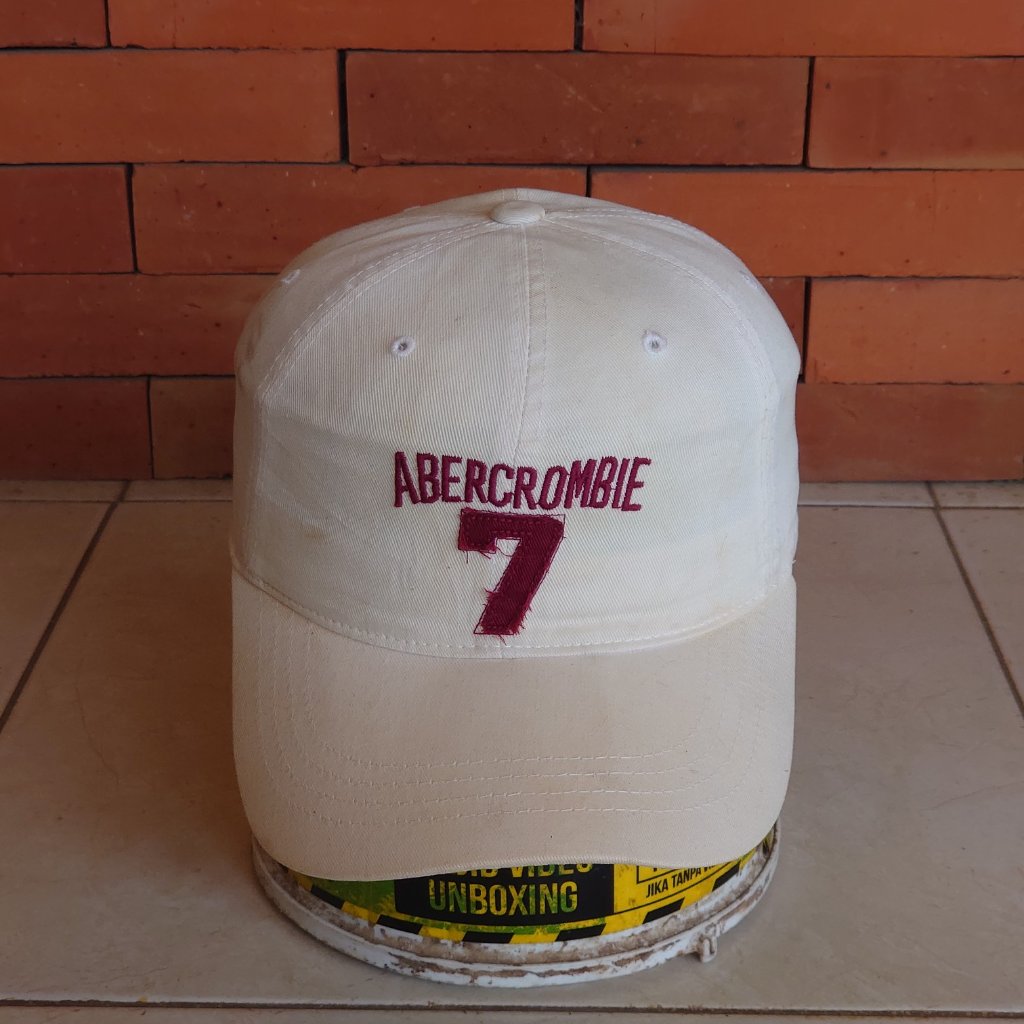 TOPI ABERCROMBIE AND FITCH ORIGINAL