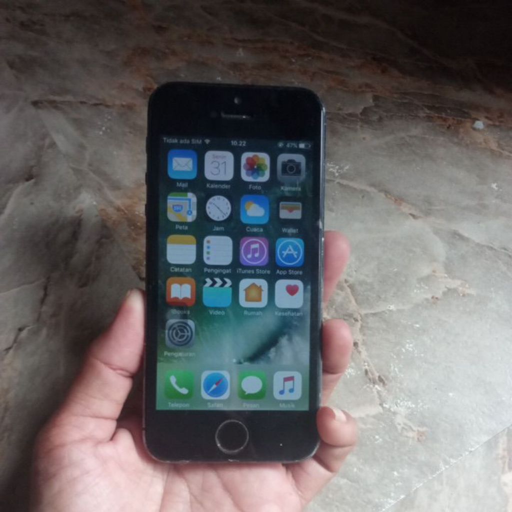 hp iphone 5 bekas seken