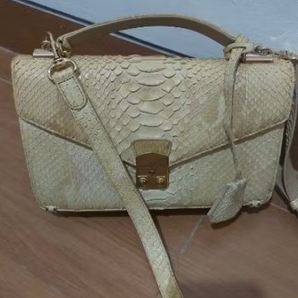 Tas Wanita Brand Zarmoi skin snake