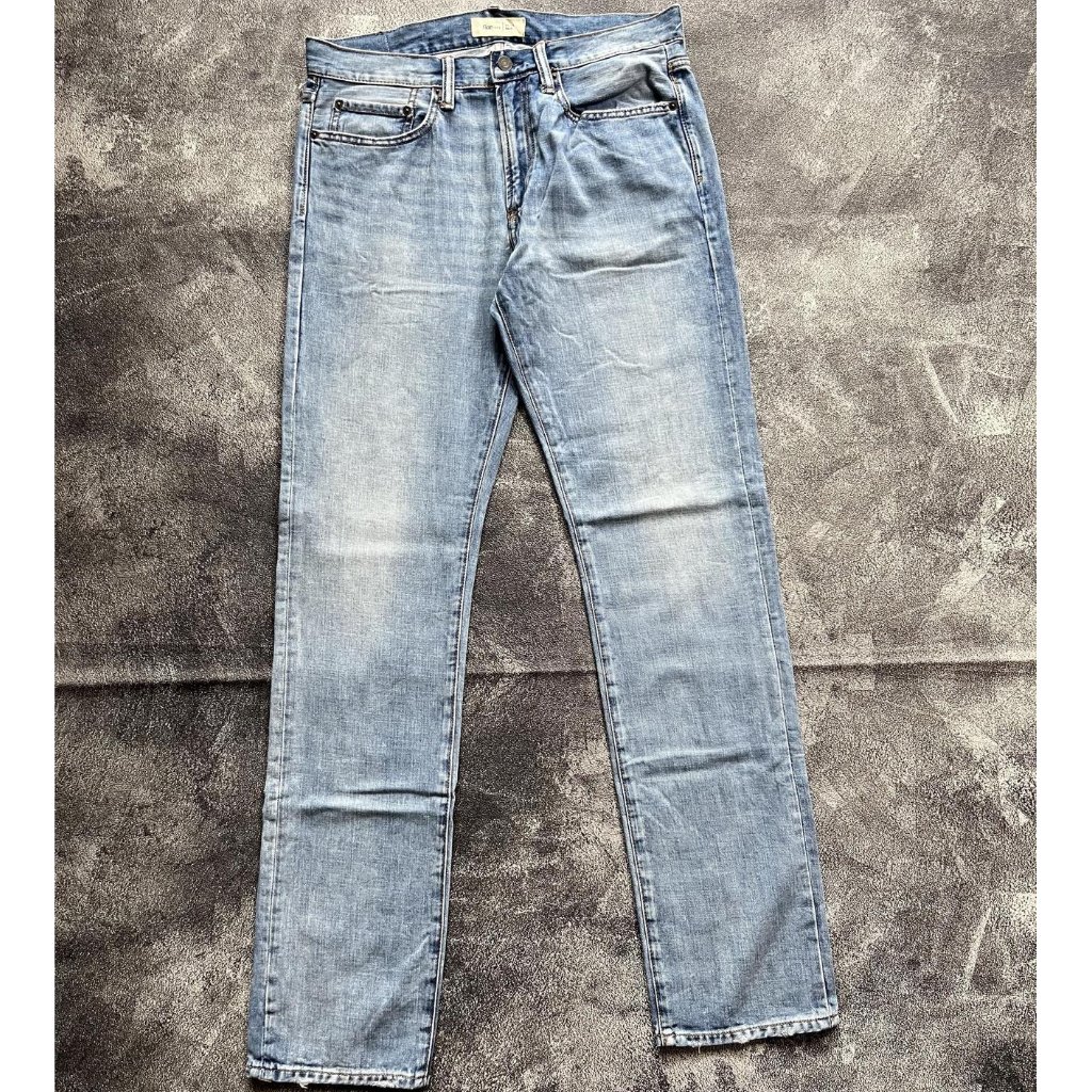 GAP Slim Celana Panjang Jeans Light Blue Faded Size 34 Denim Blue
