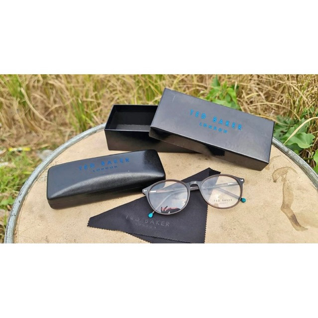 Frame kacamata Ted Baker original x display