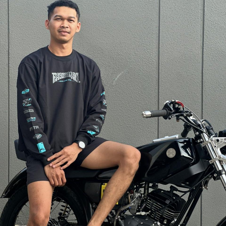 Sweater tulang faster invader