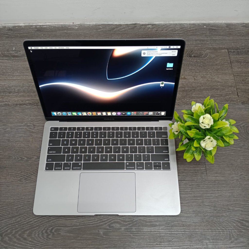 MacBook Air Retina 13 inch 2019 intel core i5 RAM 8GB SSD 128GB second mulus