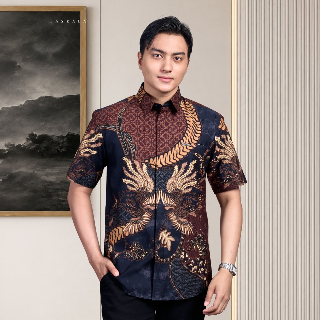 Laskala Batik Premium Lokananta Navy Kemeja Batik Pria Slimfit Lengan Pendek