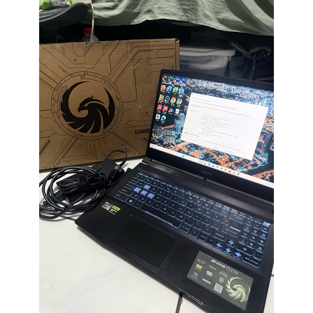 LAPTOP MSI BRAVO 15 RTX 4050 32GB /1TB