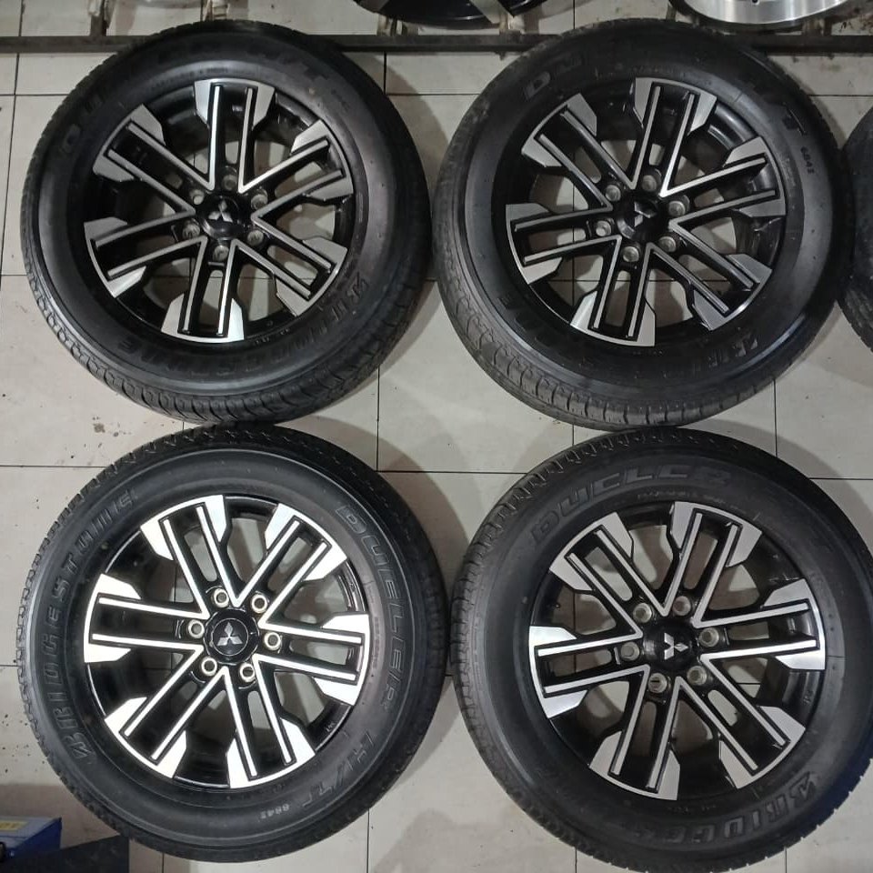 VELG MOBIL BEKAS ORI COPOTAN NEW PAJERO R18 LUBANG 6 + BAN 265 60 R18
