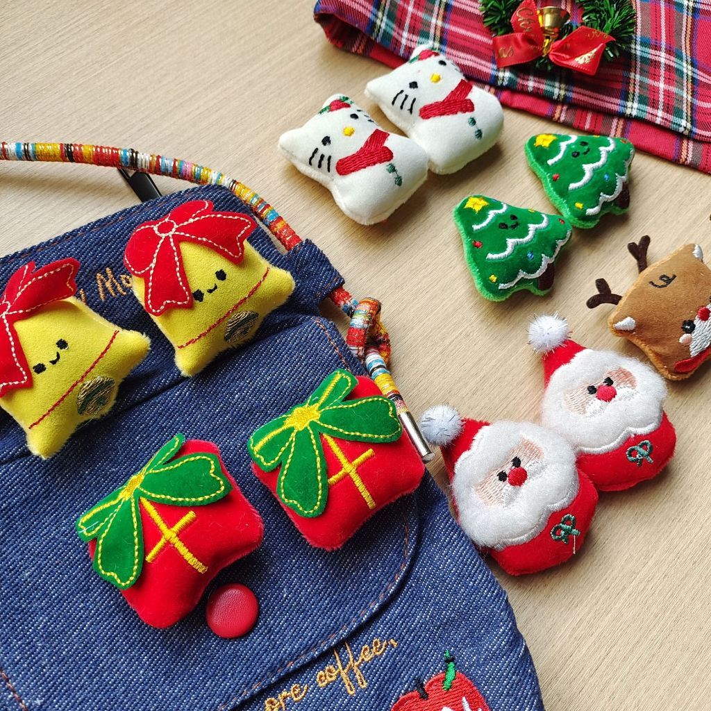 1  pcs -- pin hiasan natal - dekorasi hampers natal - boneka hiasan natal christmas - pin jepitan na