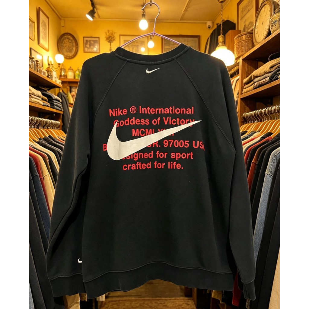 Crewneck Nike Internasional
