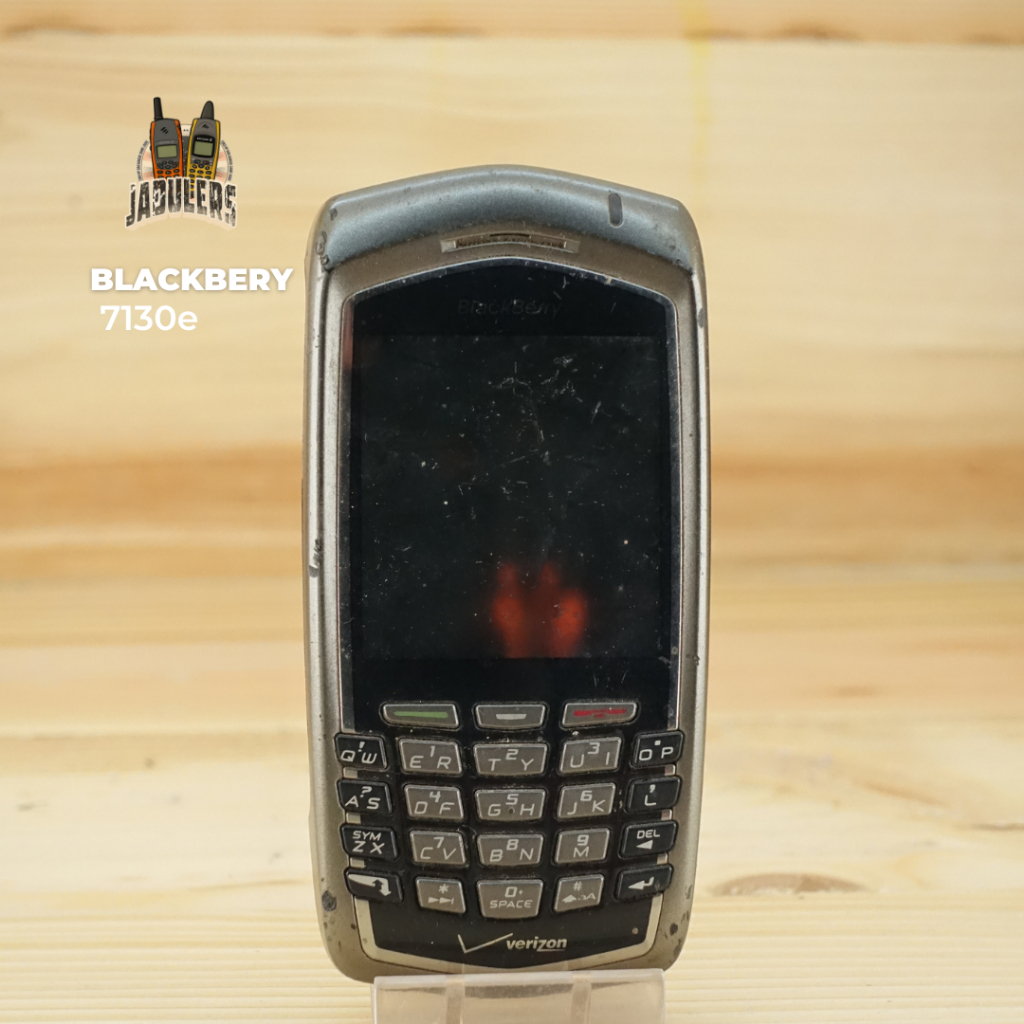 HP Blackberry 7130e Verizon model jadul layar sentuh dengan keyboard fisik