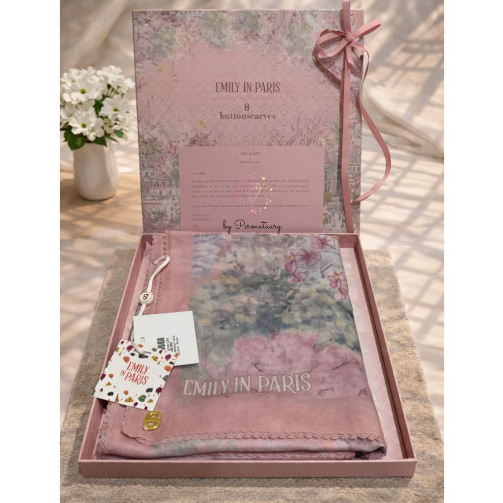 Buttonscarves - The Parisian Square - Aimer (Preloved)