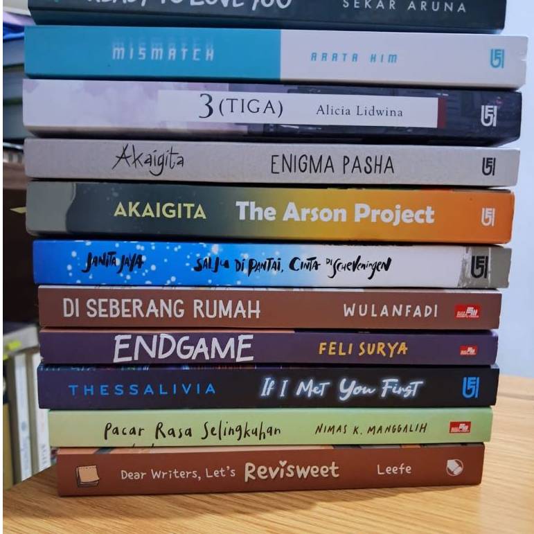 Preloved Novel / Preloved Novel
