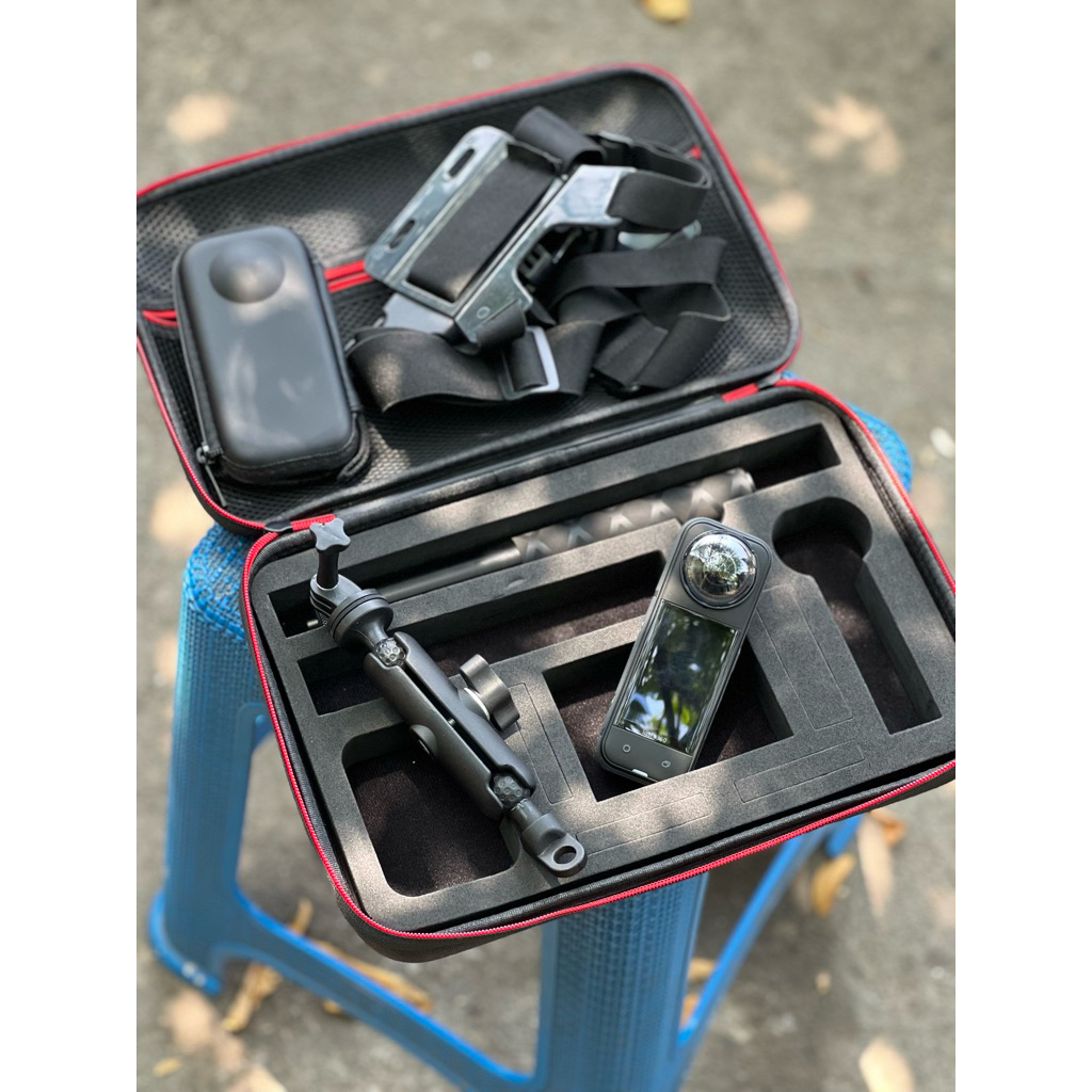 INSTA 360 X5 & X4 ORIGINAL SECOND FULLSET LIKE NEW