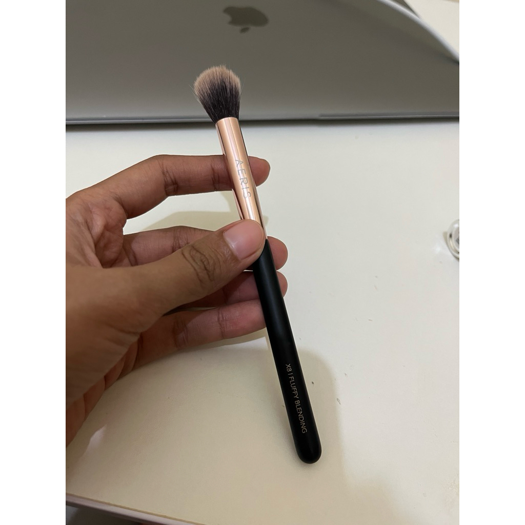 (preloved) fluffy blanding brush Aeris Onyx 2.0