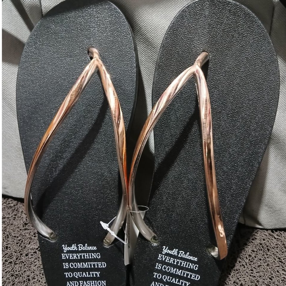 SANDAL JEPIT WANITA SKIPPER 1158-1B SK