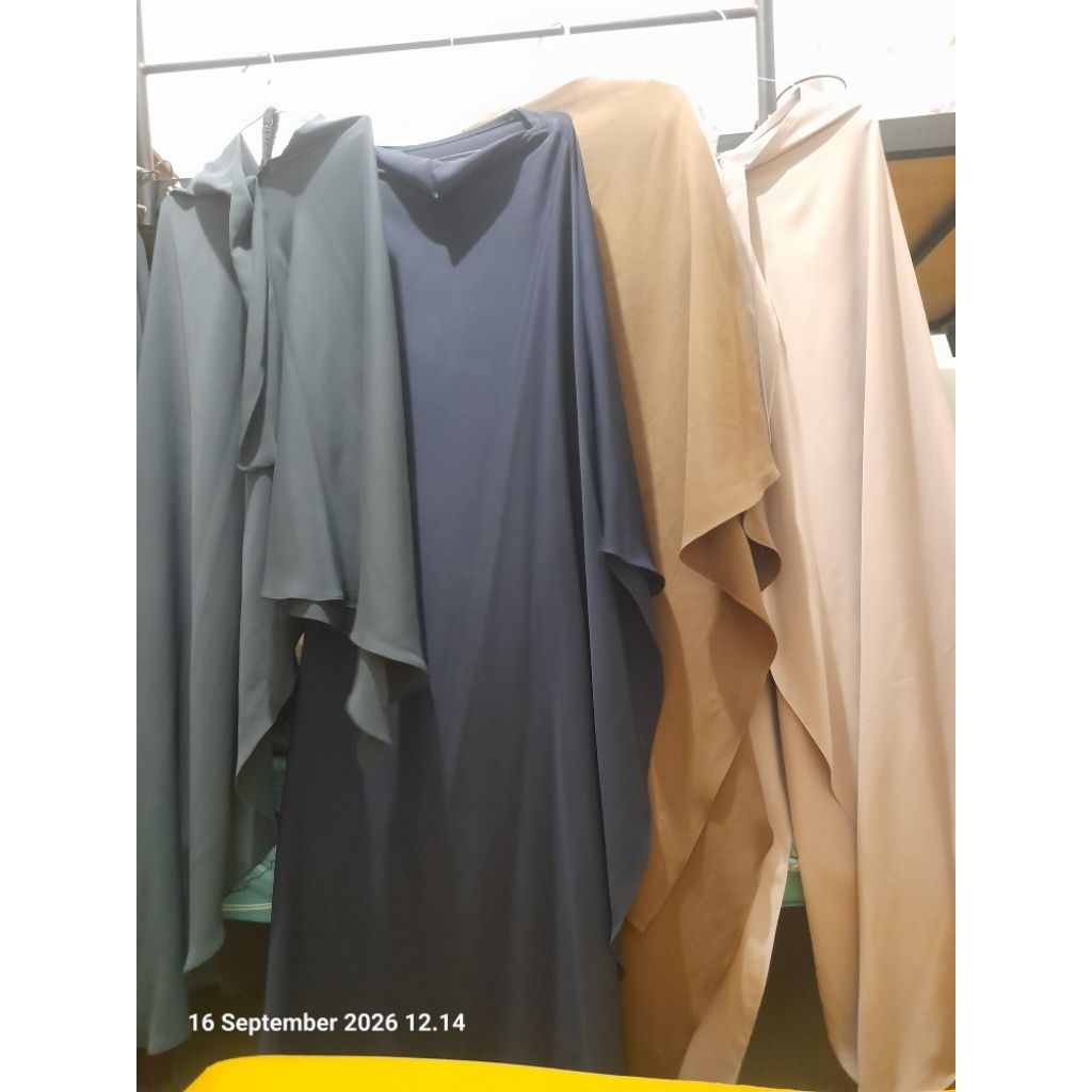 Preloved French Khimar Tsurayya