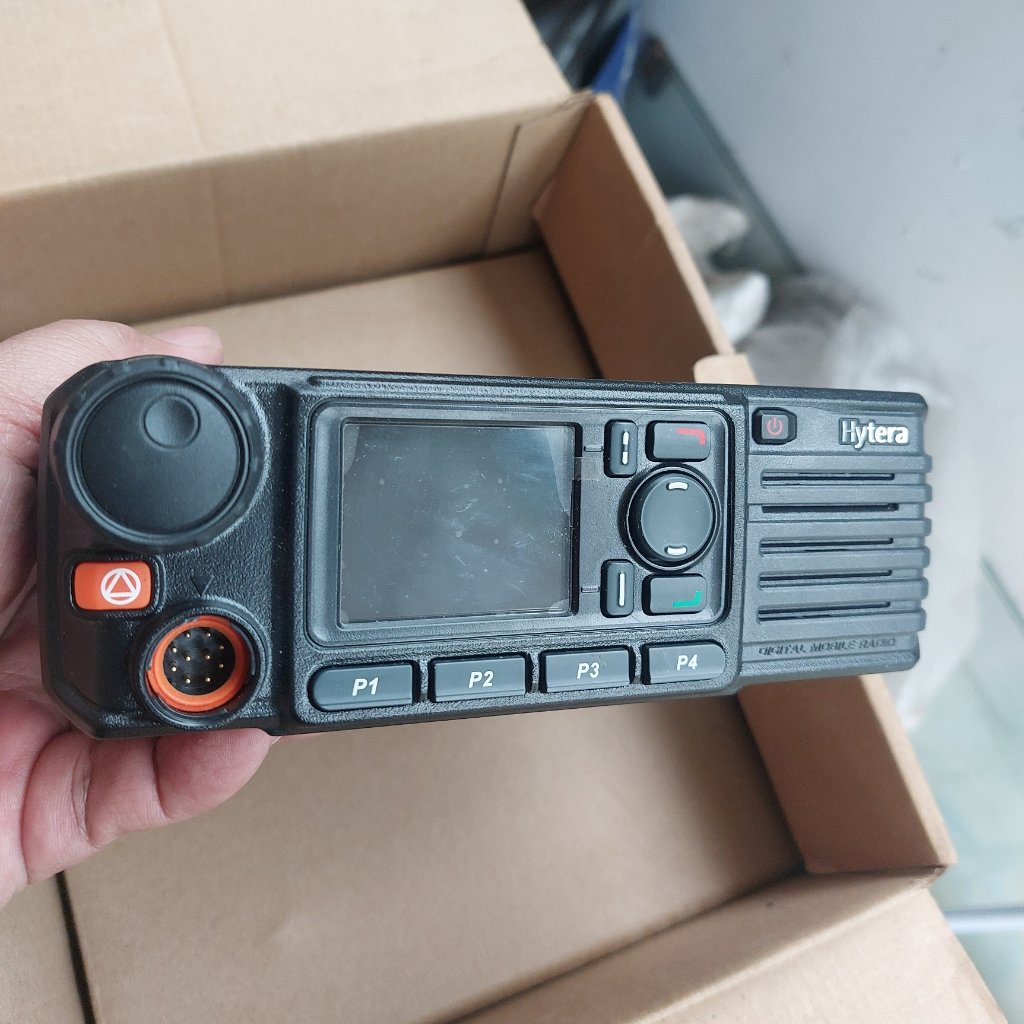 RIG HYTERA MD788G DIGITAL RADIO RIG HYTERA MD-788G UHF KONDISI BEKAS MULUS DMR MD788