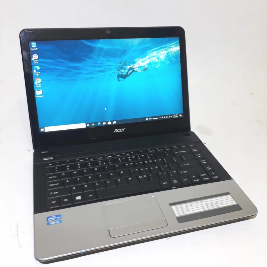 LAPTOP ACER CORE I3 RAM 8GB DUAL VGA NVDIA GEFORCE HARDIS SSD