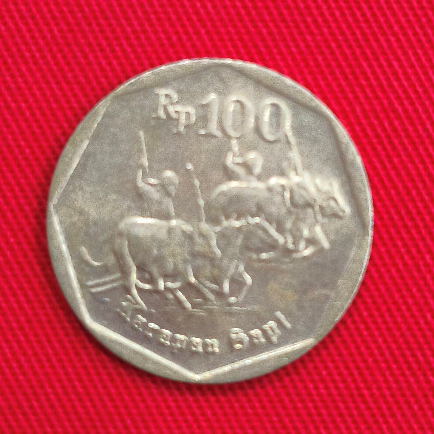 Koin Kuno 100 Rupiah Tahun 1995 Asli Indonesia