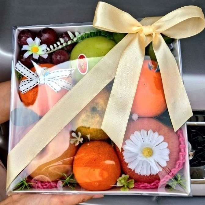 Parcel Buah Box Putih