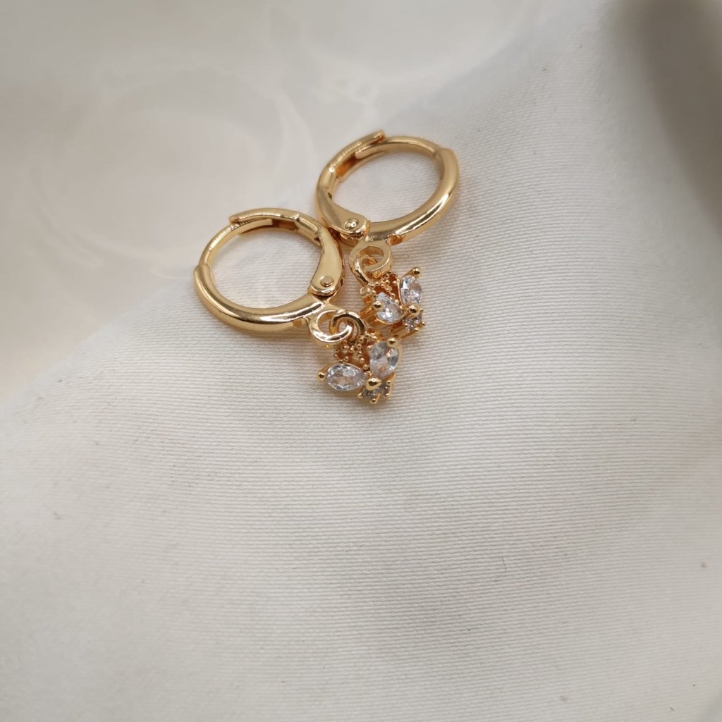 TERBARUU Anting Kupu Kupu Full Mata Putih Lapis Emas