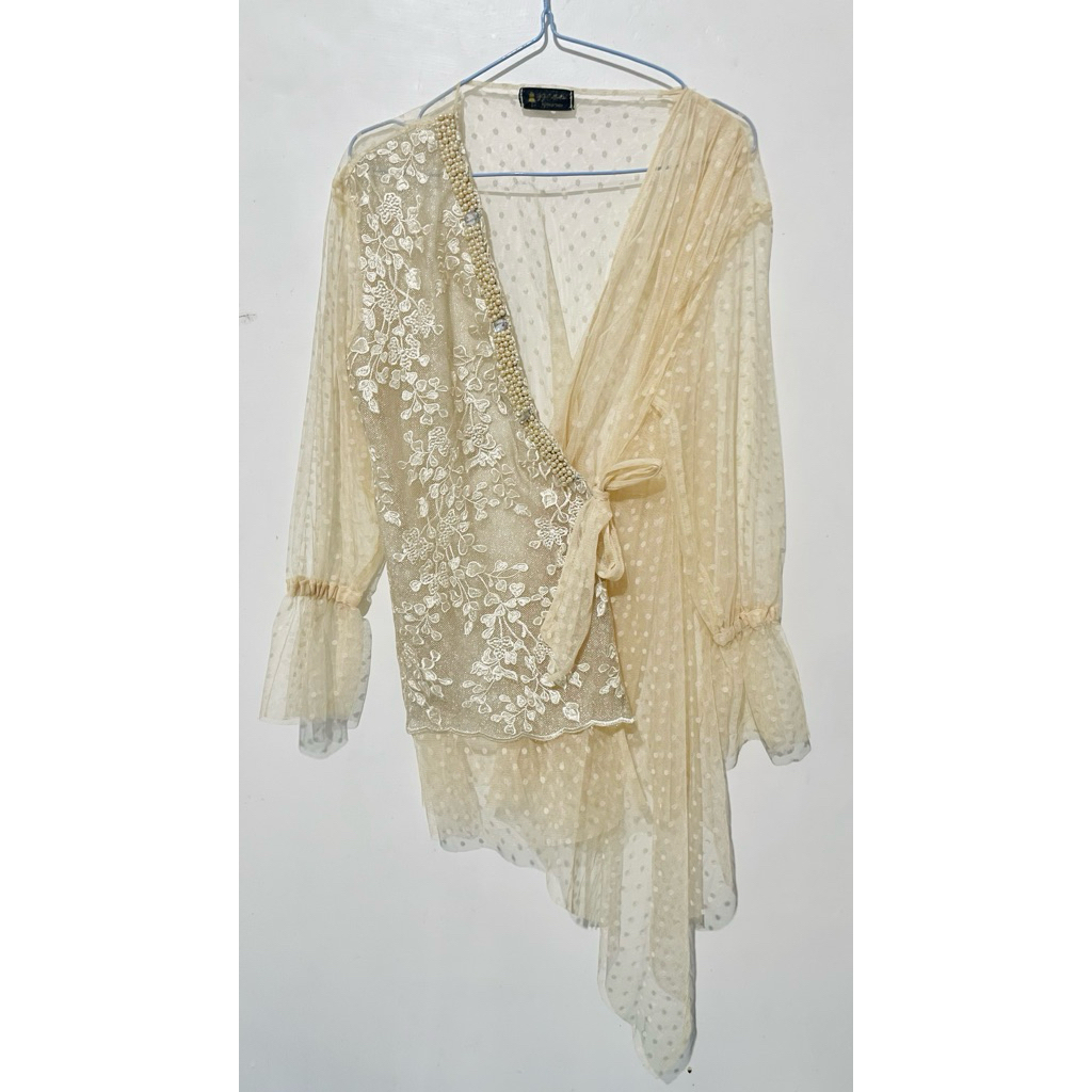 outer tile brukat payet