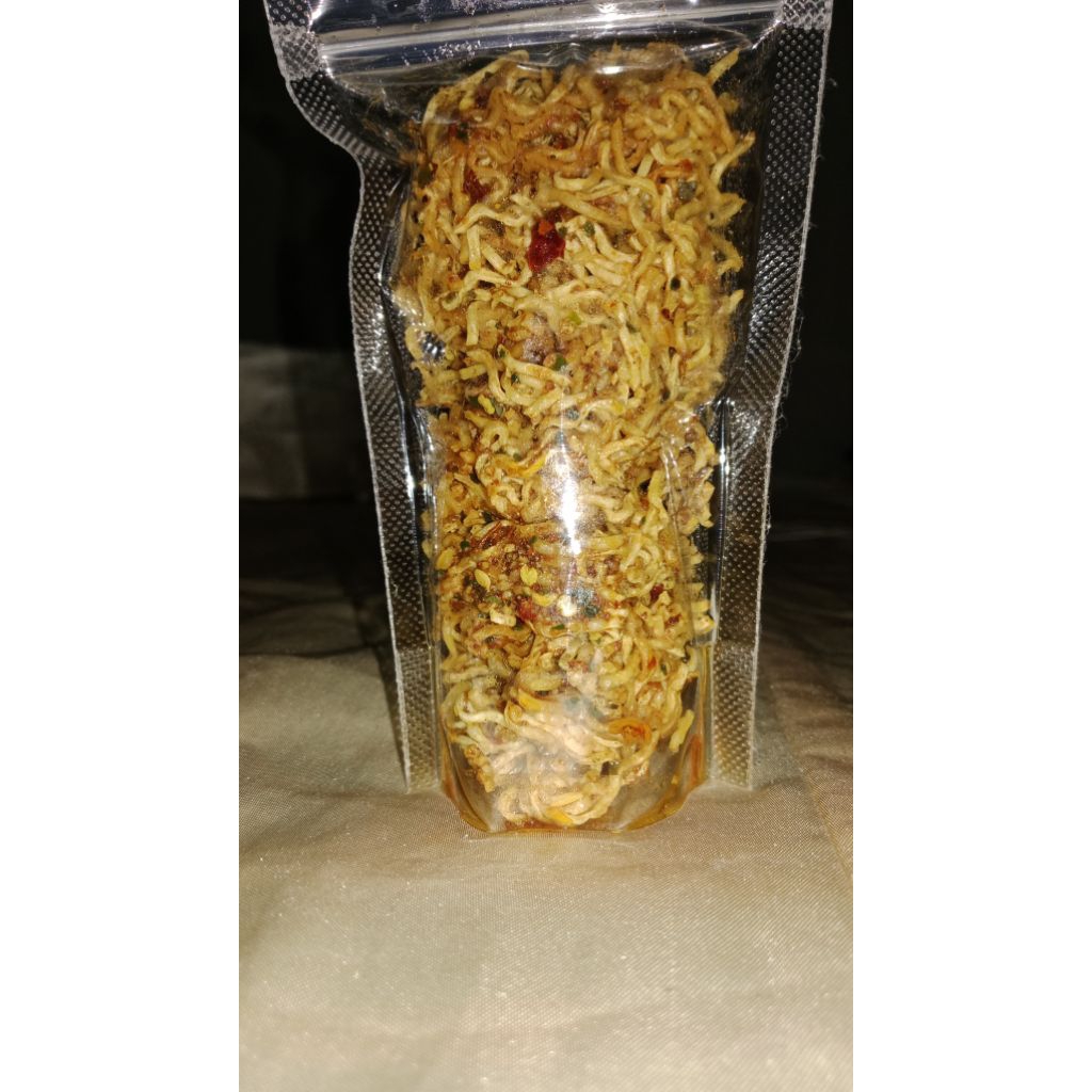 

mie kremes pedas daun jeruk