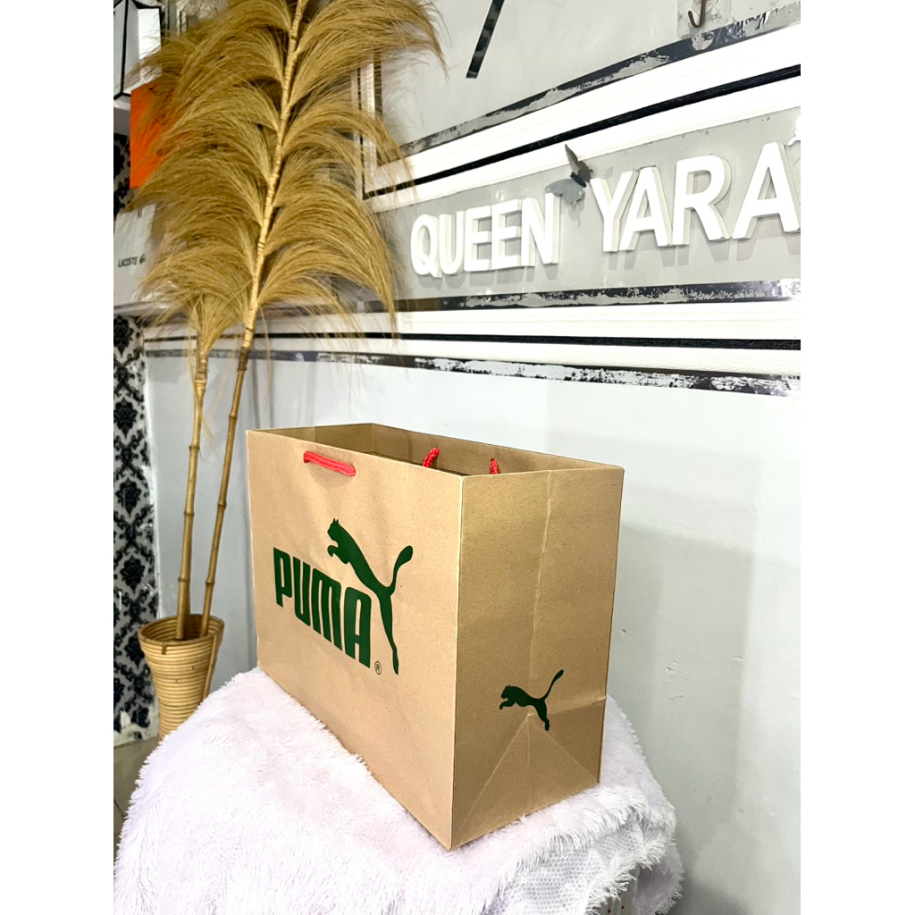 

PAPERBAG PUM4 tas untuk kado