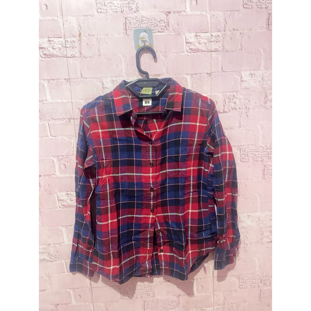 preloved kemeja flanel uniqlo