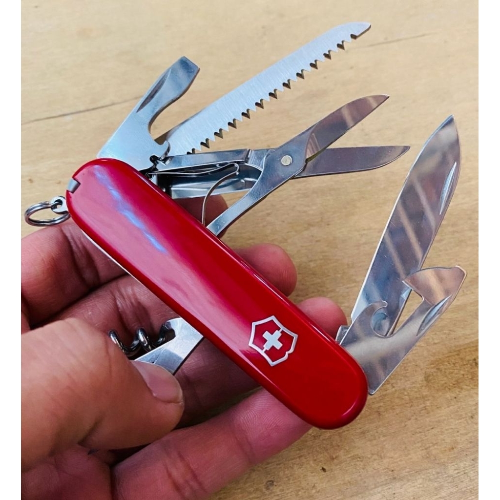 Victorinox Huntsman Scale Merah  Pisau Lipat Victorinox Serbaguna Multitools (Original Bekas)